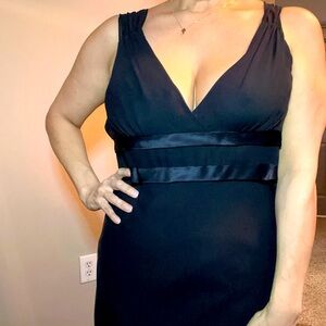 Max and Cleo size 10 black formal dress